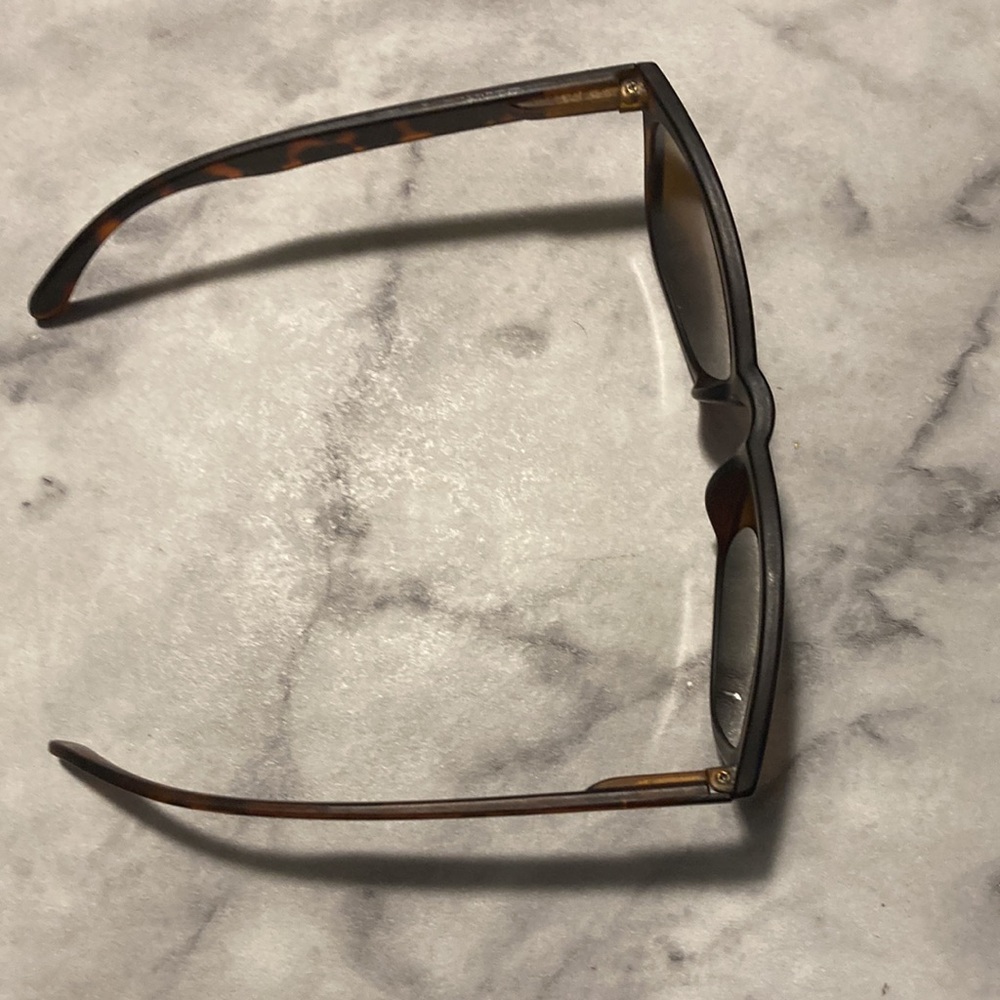 Sunglasses - Picture 14 of 14